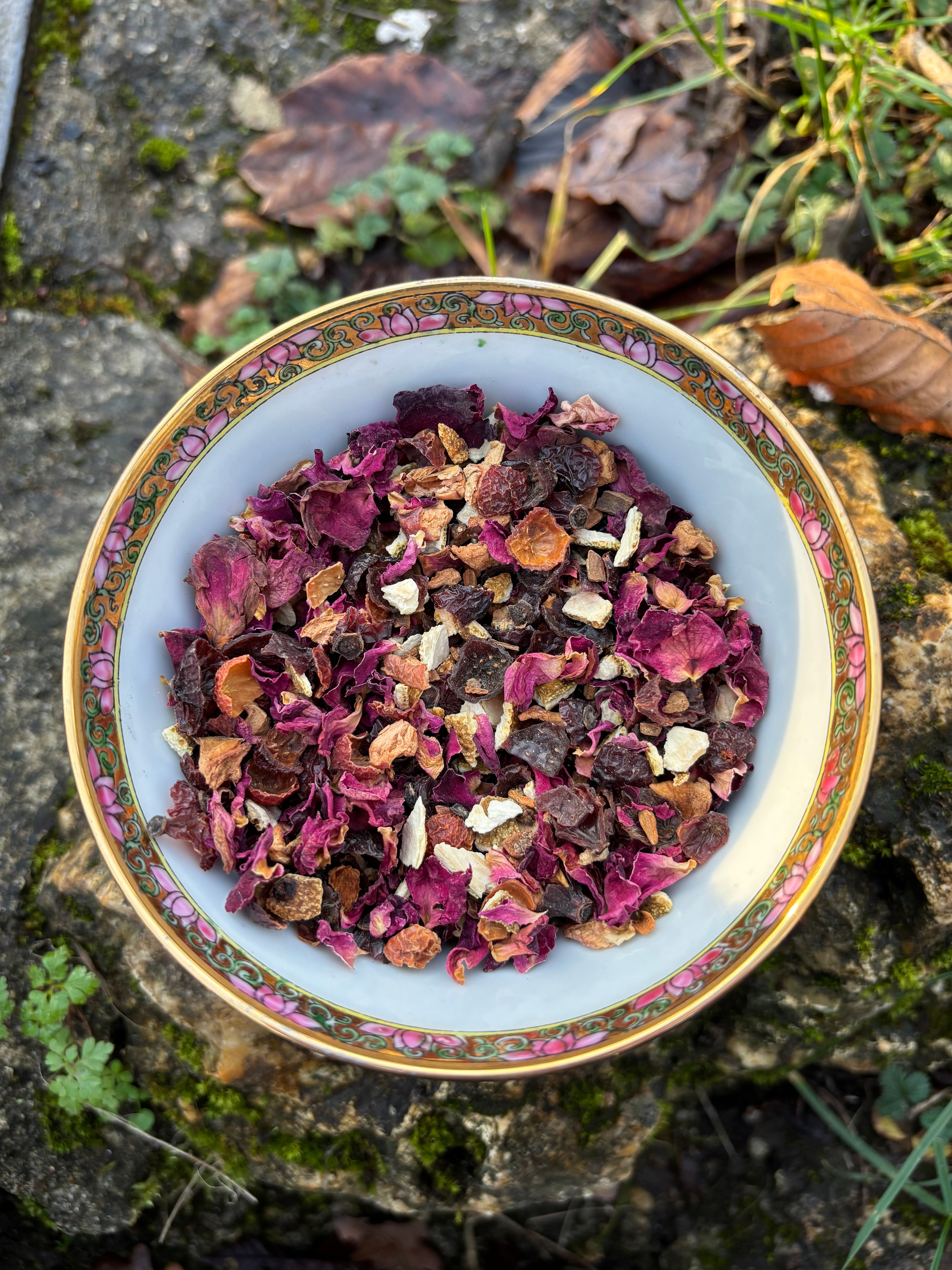 Ruby's Locket - Rosehip Herbal Blend